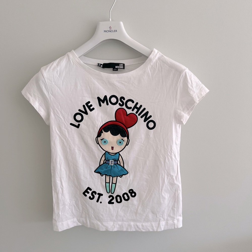 Love moschino white t